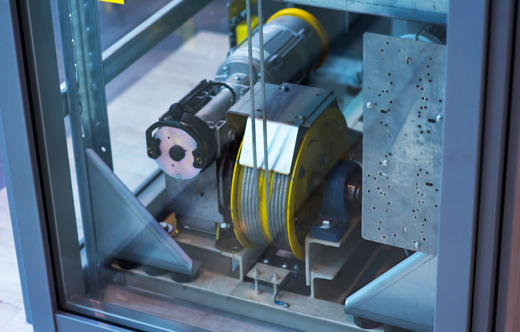 elevator-Maintenance