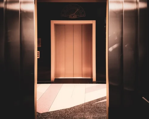 hero-elevator
